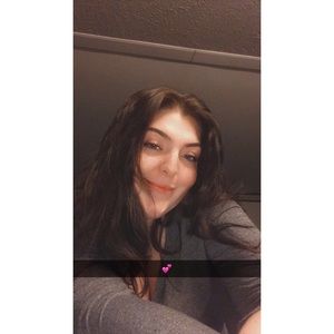 Meet your Posher, Brianna